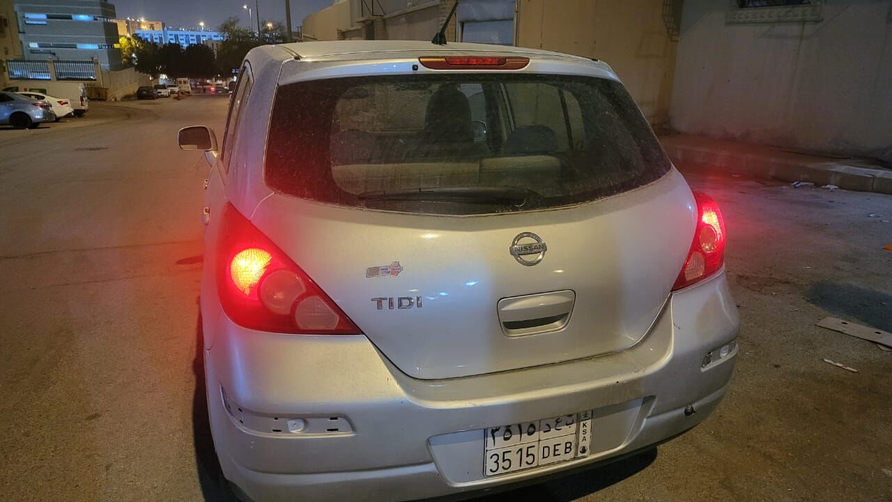 Riyadh, Vehicles, Cars & Trucks , SAR 12000,  Nissan Tiida,  2011,  Automatic,  246000 KM,  Hatchback