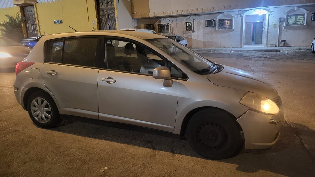 Riyadh, Vehicles, Cars & Trucks , SAR 12000,  Nissan Tiida,  2011,  Automatic,  246000 KM,  Hatchback