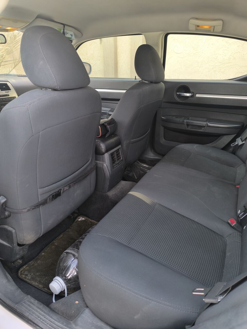 Riyadh, Vehicles, Cars & Trucks , SAR 15000,  Dodge Charger,  2010,  Automatic,  267000 KM,  White 3.5L V6