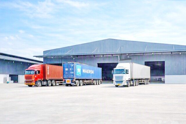 Bangkok, Villas, THB 89999,  225 Sq. Feet,  New Warehouse For Rent Near Rama 2, Along Bang Chuet Canal, Corner, Size 900 Sq M., 225