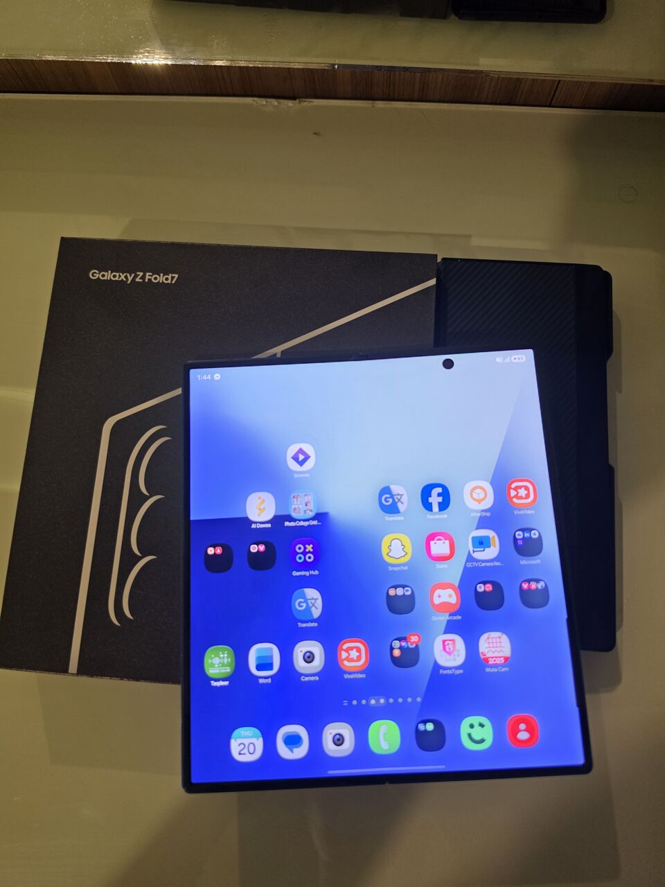 Khobar, Mobile Phones, SAR 3999,  Samsung Galaxy Z Fold7 (512gb) Shadow Blue