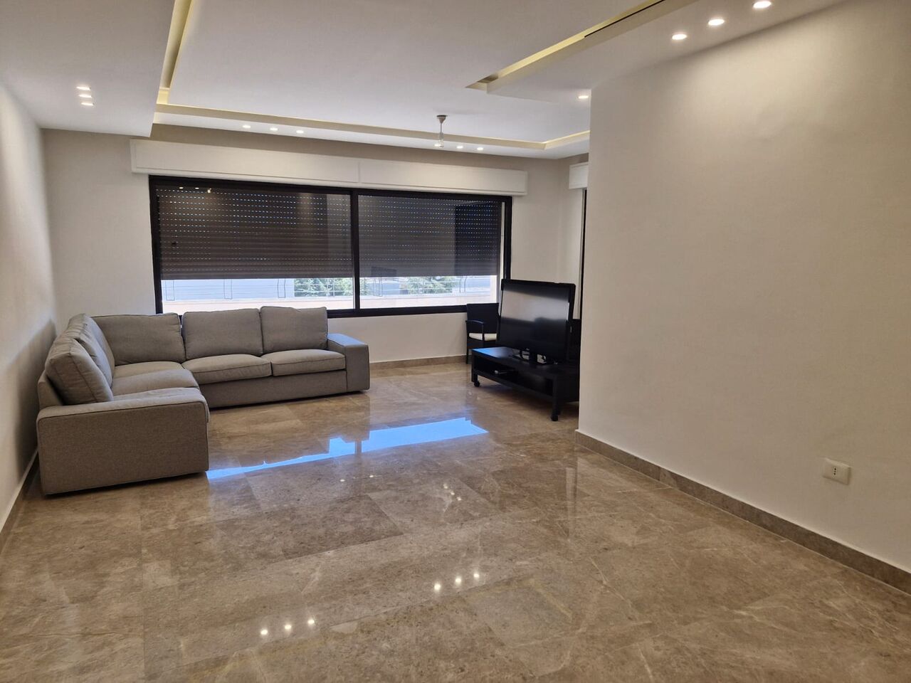 Abdoun, Apartments, Flats, Houses & Villas, JOD 28000/year,  3 BR,  150 Sq. Meter,  Rooftop Apartment For Rent