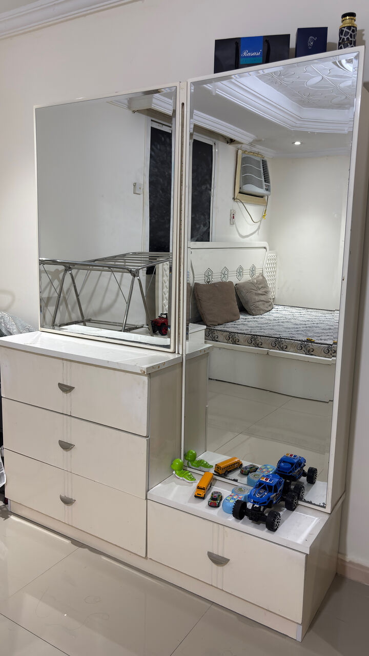 Al Faisaliyah, Furniture, SAR 4850,  Bedroom Set & Home Appliance For SALE