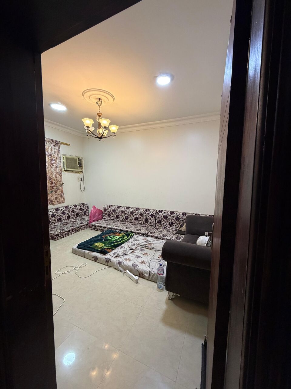 Al Jubail Al Balad, Rooms for Rent, SAR 1200/month,  Furnished,  Furnished Room For Rent In The Apartment