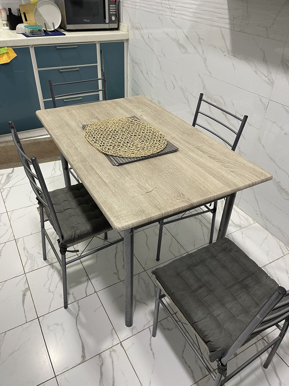 Jeddah, Furniture, SAR 550,  4 Seater Dining Table From Home Center