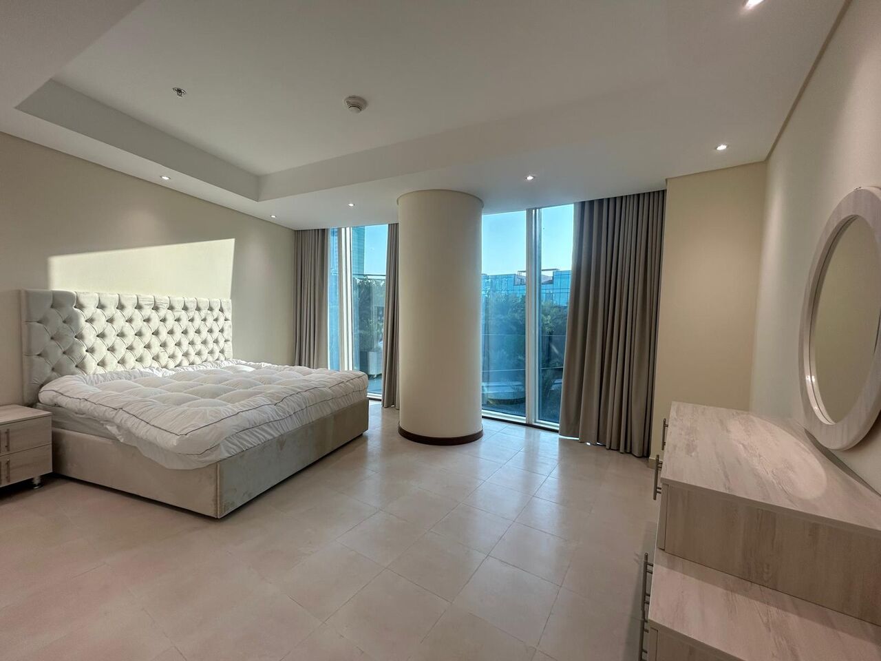 Manama, Apartments, Flats, Houses & Villas, BHD 350/month,  Studio,  Apartment For Rent In Bahrain Financial Harbour | Nice View | Balcony | EWA & Internet