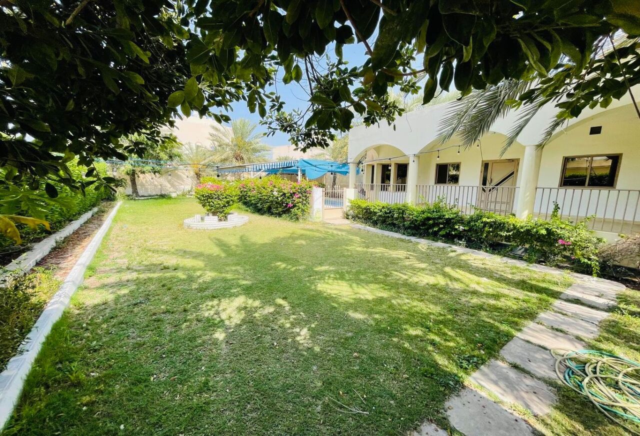 Saar, Villas, BHD 600,  Inclusive Compound Villa With Affordable Rent