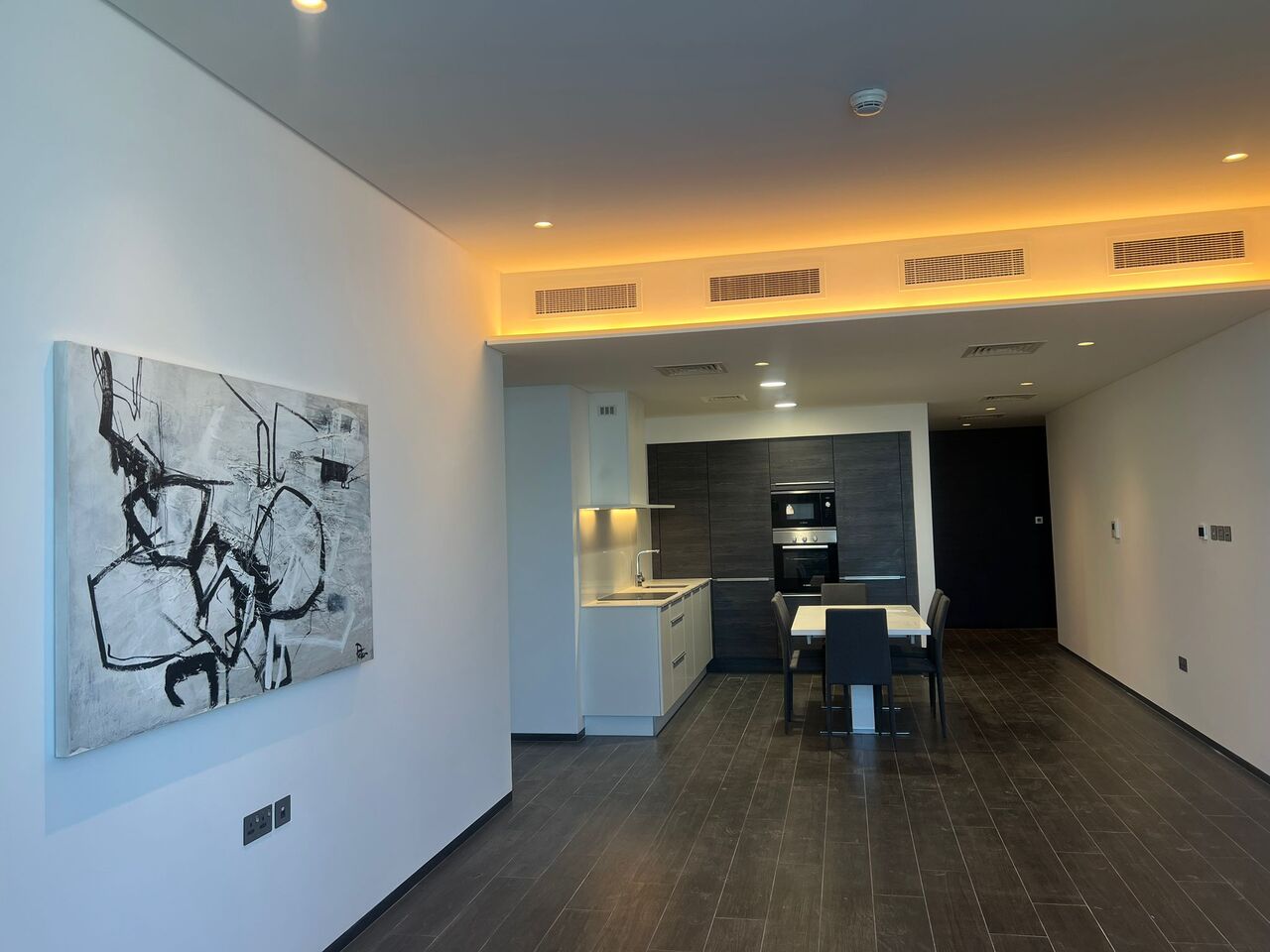 Manama, Apartments, Flats, Houses & Villas, BHD 725/month,  Furnished,  2 BR,  Apartment For Rent Financial Harbour With Canal View