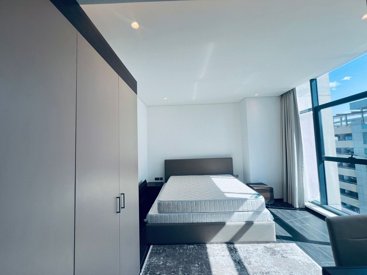 Manama, Apartments, Flats, Houses & Villas, BHD 680/month,  Furnished,  2 BR,  Apartment With Canal View | Harbour Row- Financial Harbour