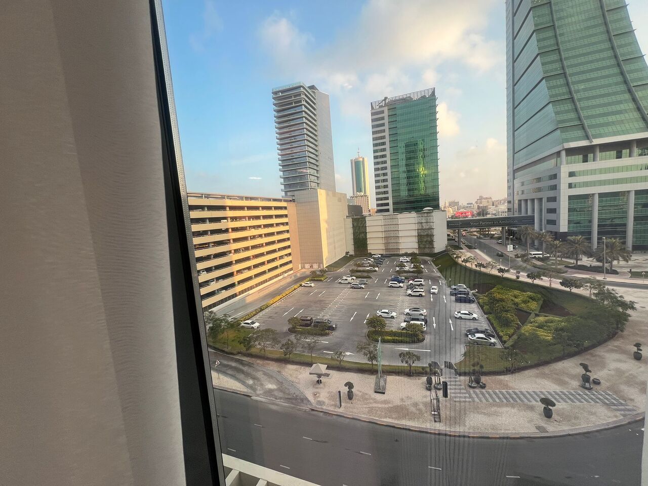 Manama, Apartments, Flats, Houses & Villas, BHD 450/month,  Furnished,  1 BR,  Apartment With City View |  Harbour Row, Financial Harbour