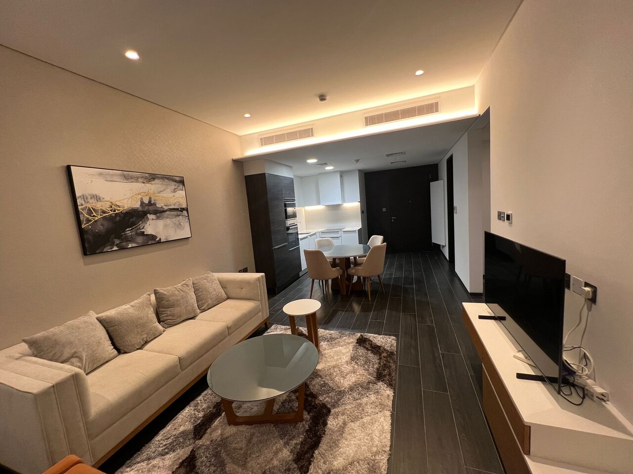 Manama, Apartments, Flats, Houses & Villas, BHD 360/month,  Furnished,  Studio,  Chic Furnished Studio With Balcony In Bahrain Financial Harbour
