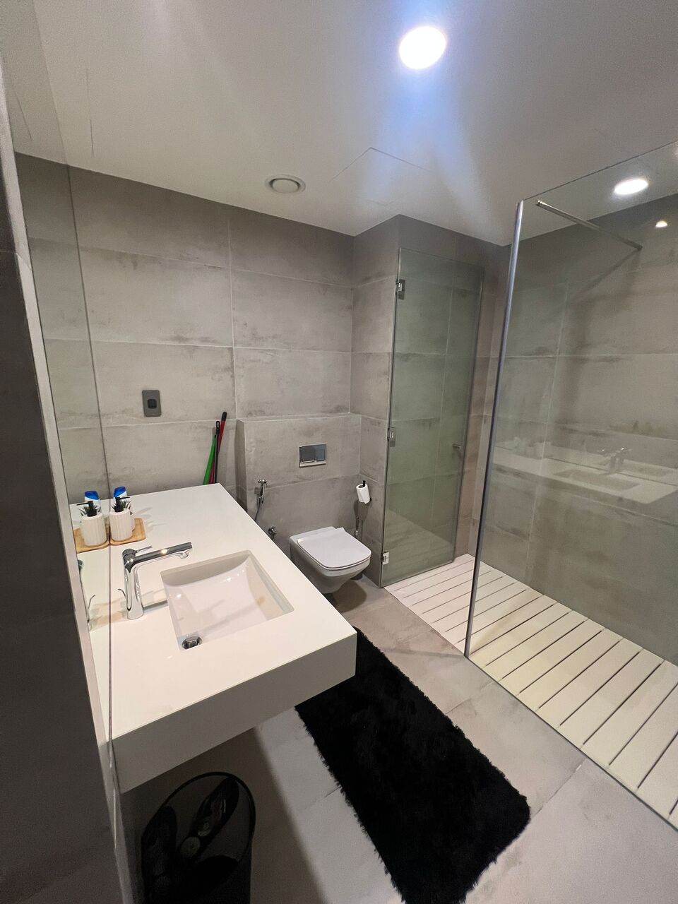 Manama, Apartments, Flats, Houses & Villas, BHD 360/month,  Furnished,  Studio,  Chic Furnished Studio With Balcony In Bahrain Financial Harbour