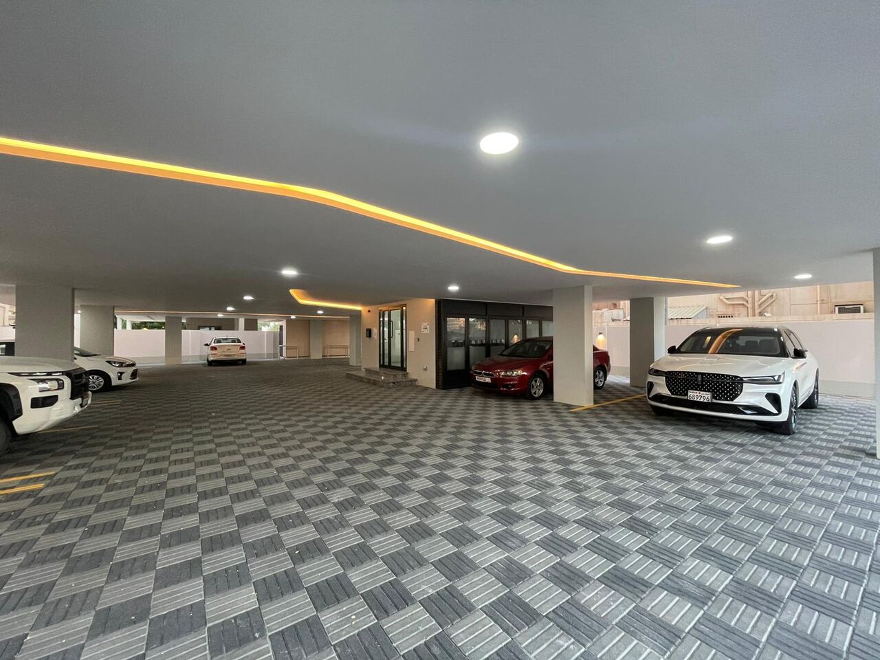 Segaya, Apartments, Flats, Houses & Villas, BHD 285/month,  2 BR,  Brand New  Apartment In SegayaClosed Kitchen &ndash; Semi-Furnished,
