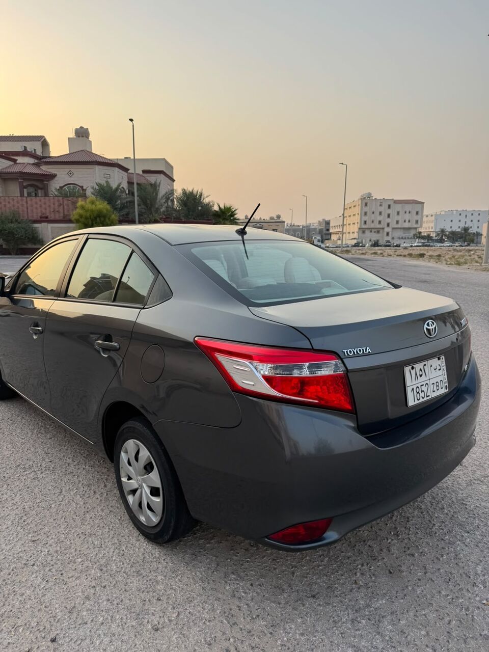 Dammam, Vehicles, Cars & Trucks , SAR 34000,  Toyota Yaris,  2017,  Automatic,  122890 KM,   E