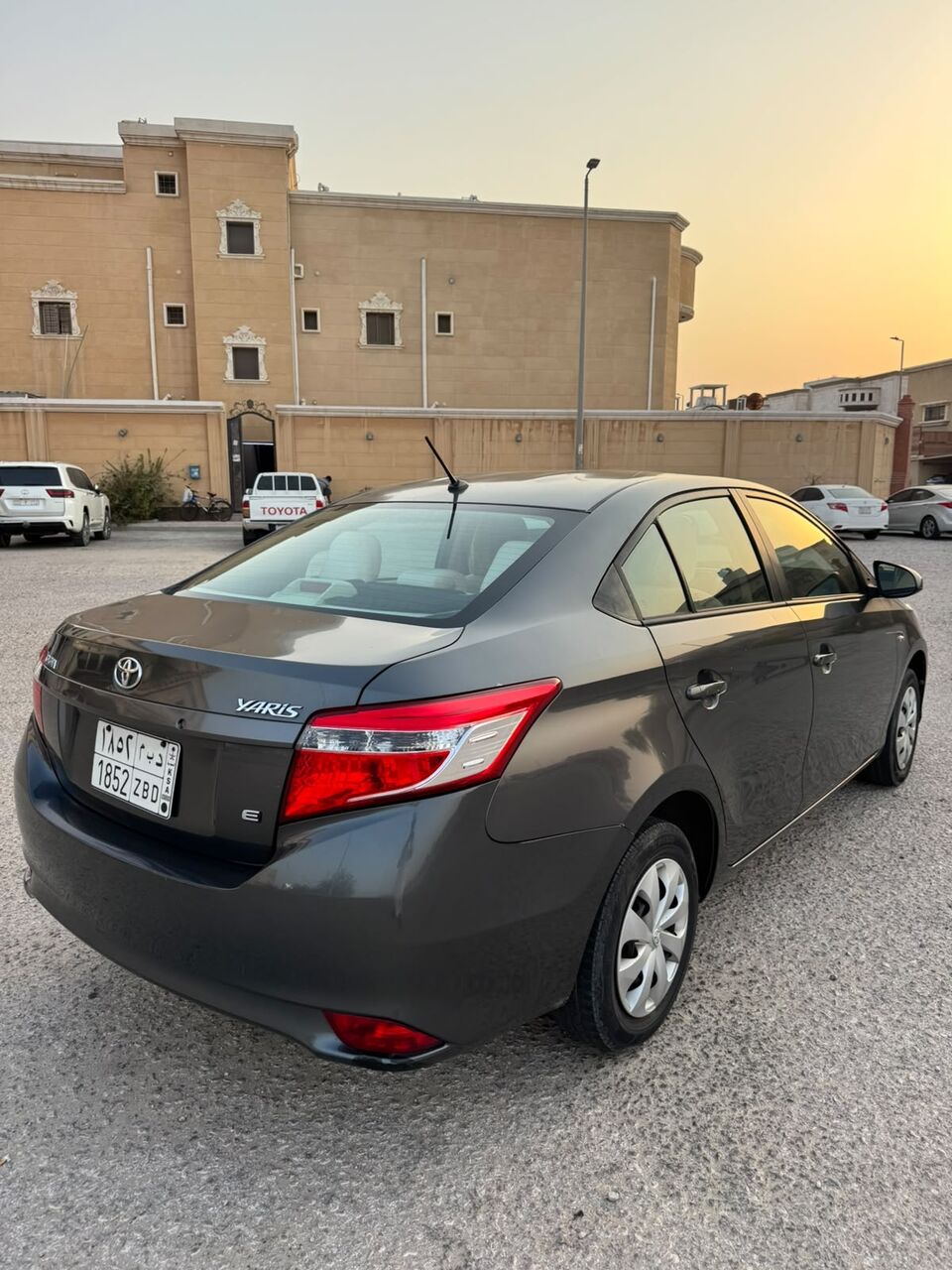Dammam, Vehicles, Cars & Trucks , SAR 34000,  Toyota Yaris,  2017,  Automatic,  122890 KM,   E