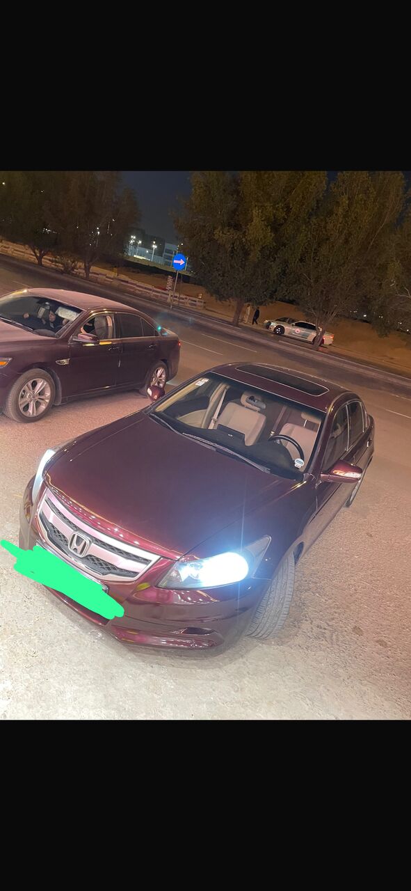 Riyadh, Vehicles, Cars & Trucks , SAR 24500,  Honda Accord 2011 Full,  2011,  Automatic,  289000 KM,   Option