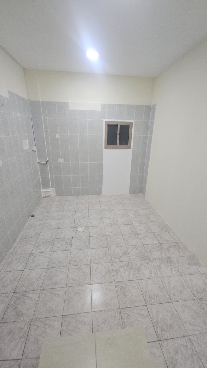 Hoora, Apartments, Flats, Houses & Villas, BHD 180/month,  1 BR,  Semi Furnished Flat For Rent With Ewa Unlimited