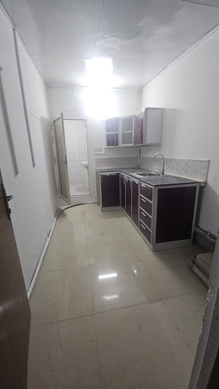 Hoora, Apartments, Flats, Houses & Villas, BHD 180/month,  1 BR,  Semi Furnished Flat For Rent With Ewa Unlimited