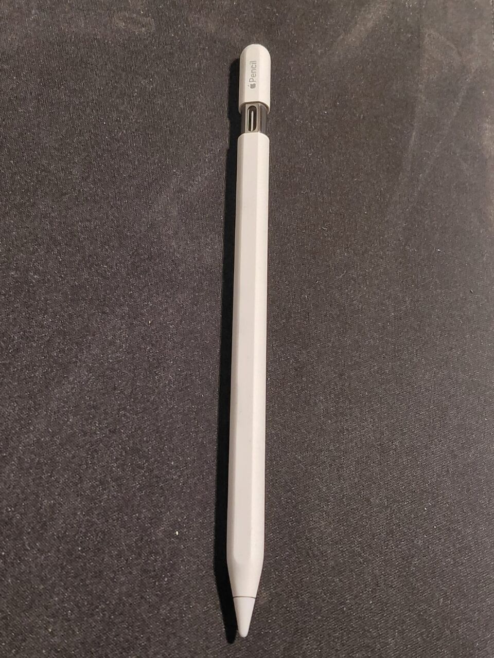 Riyadh, Electronics, SAR 199,  *SPECIAL OFFER* - Apple Pencil USB-C | Original Apple Stylus Pen | Type-C Charging