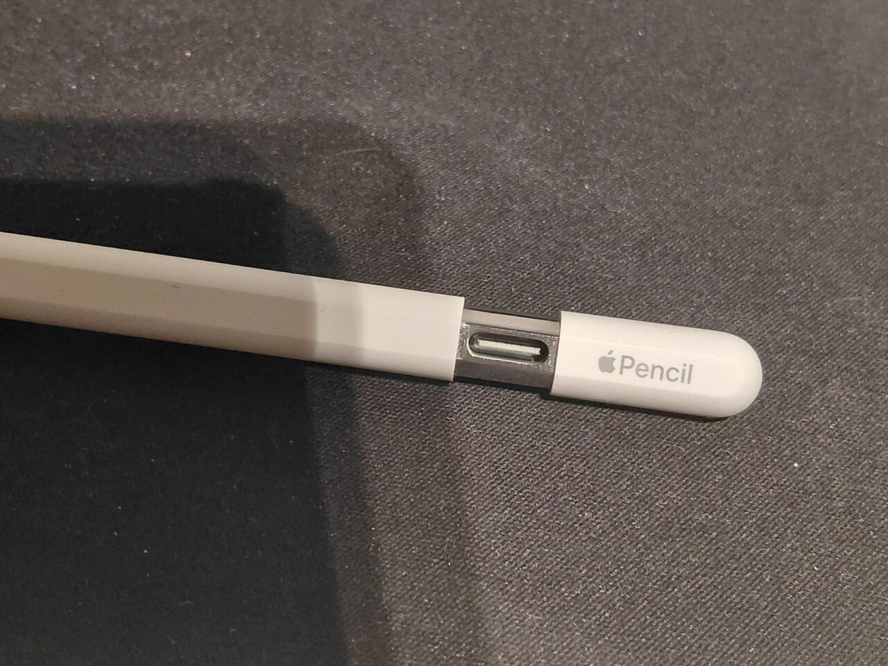 Riyadh, Electronics, SAR 199,  *SPECIAL OFFER* - Apple Pencil USB-C | Original Apple Stylus Pen | Type-C Charging