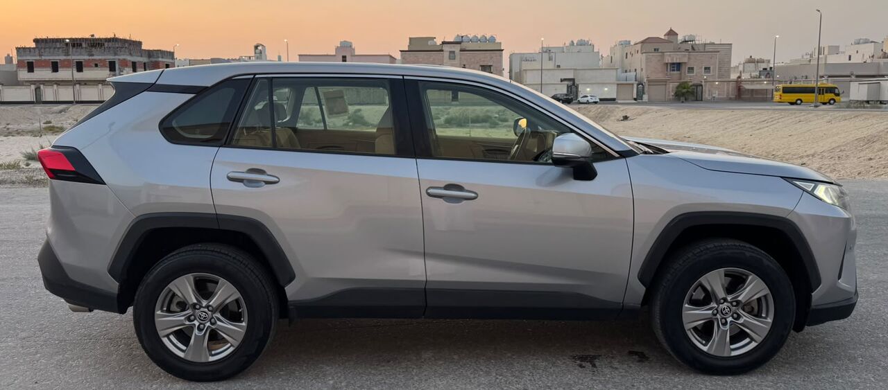 Dammam, Vehicles, Cars & Trucks , SAR 91000,  2024,  2024,  Automatic,  52000 KM,  RAV4  52 Thousand Km Double Body Agency