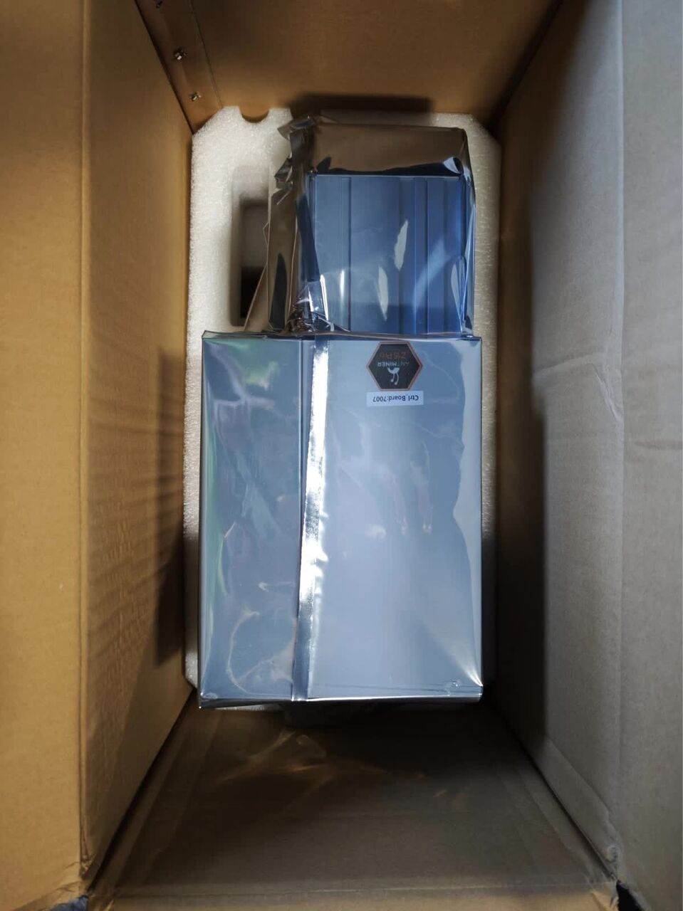 Tallinn, Electronics, EUR 1500,  BITMAIN Antminer Z15 Pro 860k/sol 2780W Miner With Warranty BRAND NEW