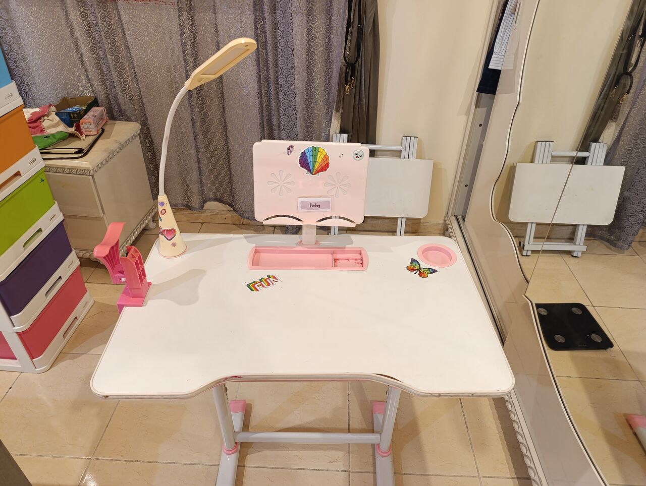 Jeddah, Household Items, SAR 100,  Study Table And Chair For Kids,