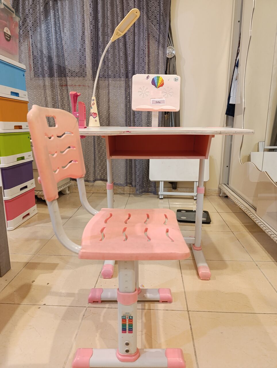 Jeddah, Household Items, SAR 100,  Study Table And Chair For Kids,