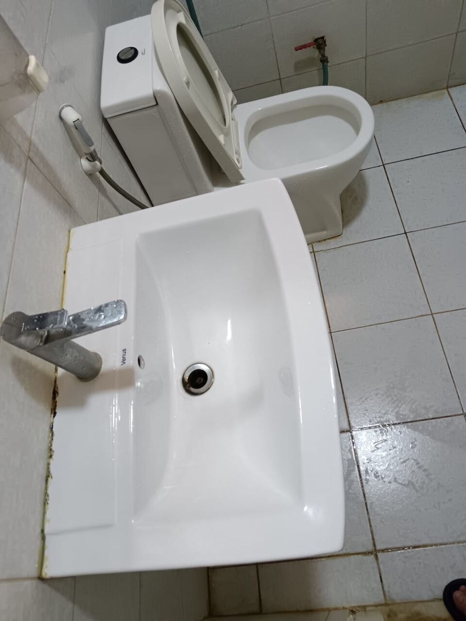 Riyadh, Rooms for Rent, SAR 1500/month,  Furnished,  Spacious Semi-Furnished Room In 4-Bedroom Apartment