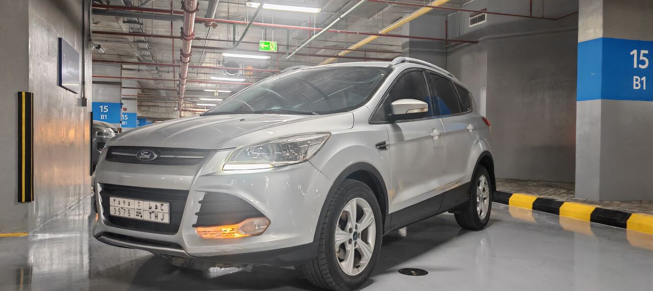 Riyadh, Vehicles, Cars & Trucks , SAR 18000,  Ford Escape,  2015,  Automatic,  189000 KM,    Accident Free 189k Odo 18000sar