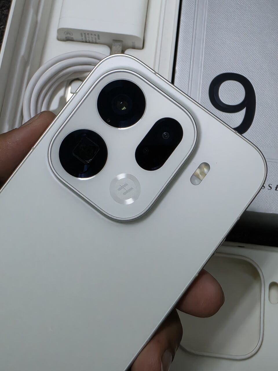 Al Rahmaniyah, Mobile Phones, SAR 2650,  Oppo Find X9 Pro 12gb 256gb Chinese Version