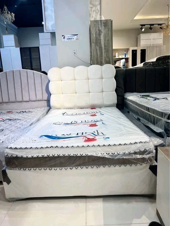 Jeddah, Furniture, SAR 5,  Brand New Stylish And Decore Beds Available At Affordable Price