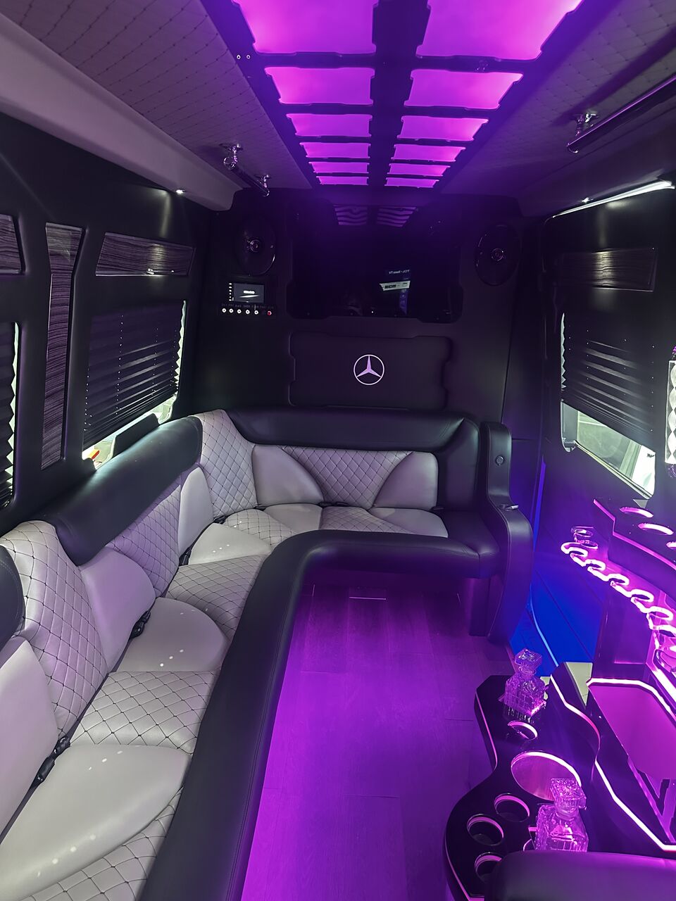 Los Angeles, Passenger Transport, Party Bus Rentals Los Angeles - LA Nights Party Bus