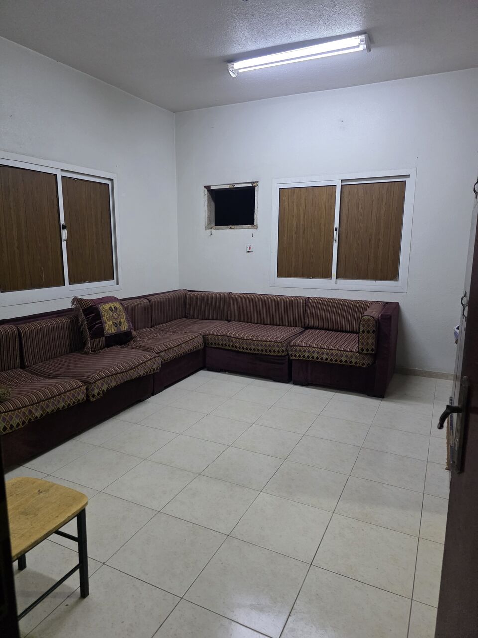 Jubail, Apartments, Flats, Houses & Villas, SAR 1800/month,  1 BR,  Family Room For Rent