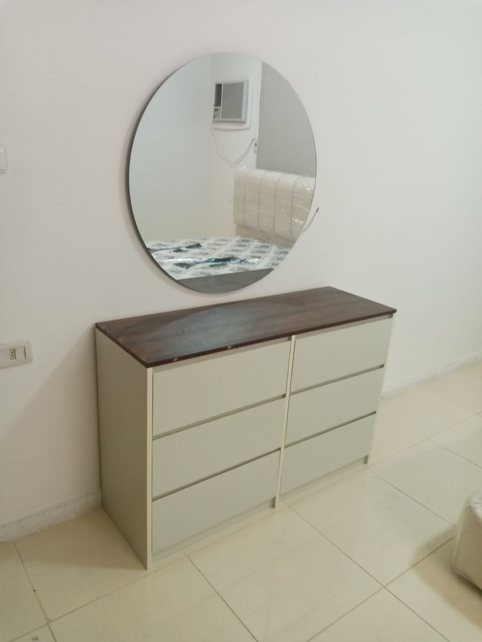 Jeddah, Furniture, SAR 1,  New Luxurious And Comfortable Bedroom Furniture Sets Available