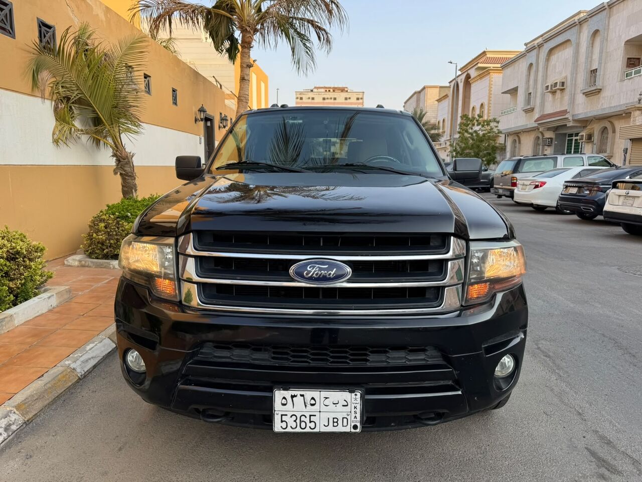 Jeddah, Vehicles, Cars & Trucks , SAR 48000,  Ford Expedition,  2016,  Automatic,  202000 KM,   Original Body Price Negotiable