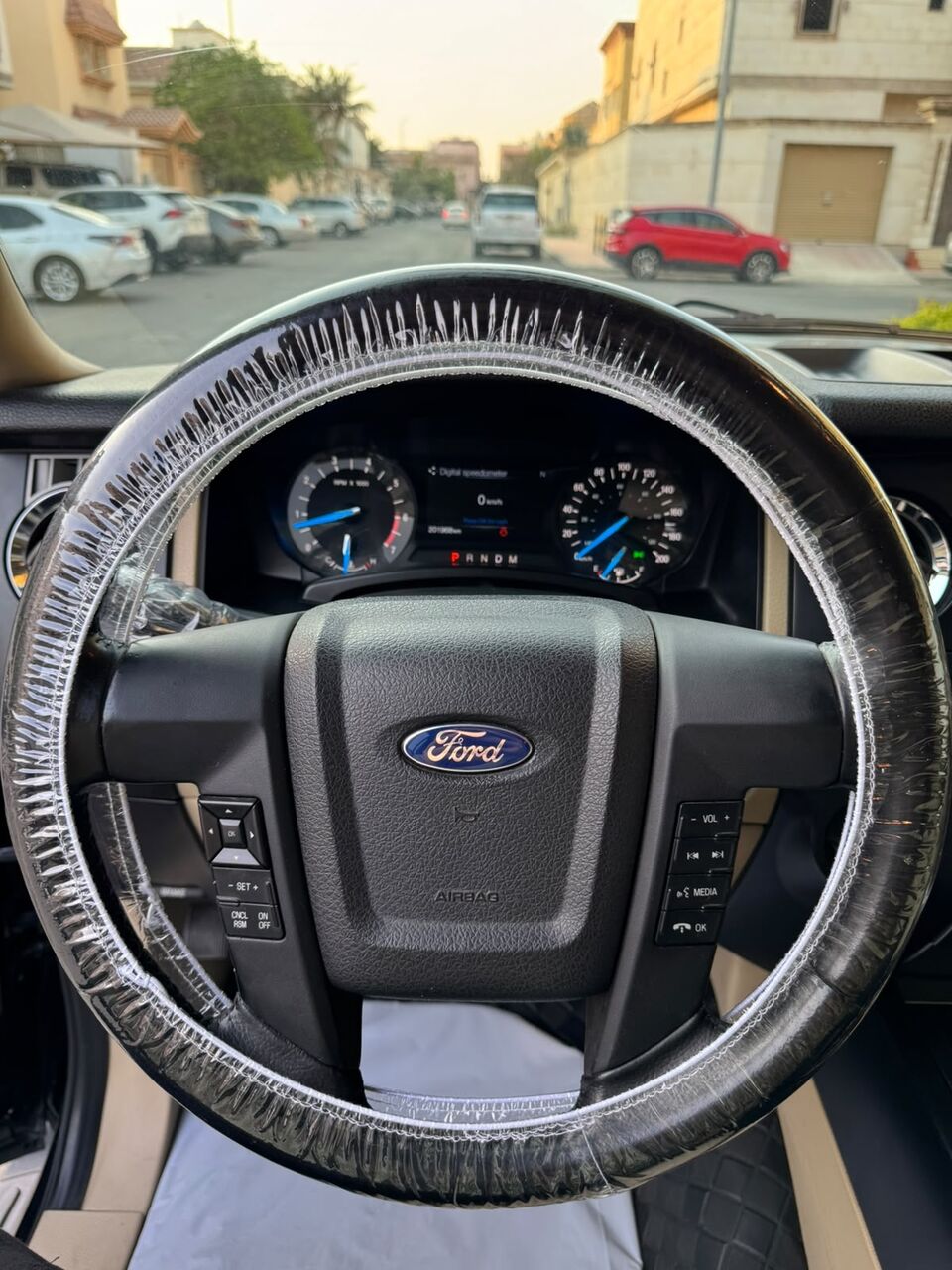 Jeddah, Vehicles, Cars & Trucks , SAR 48000,  Ford Expedition,  2016,  Automatic,  202000 KM,   Original Body Price Negotiable
