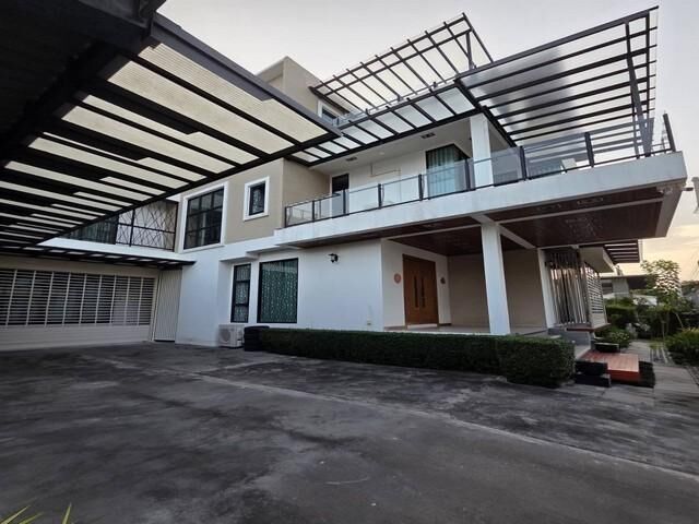 Bangkok, Real Estate For Sale, THB 79000000,  6 BR,  296 Sq. Feet,  3-story Detached House For Sale, Sukhumvit 101, Soi Punnawithi 27, With Elevator, Near