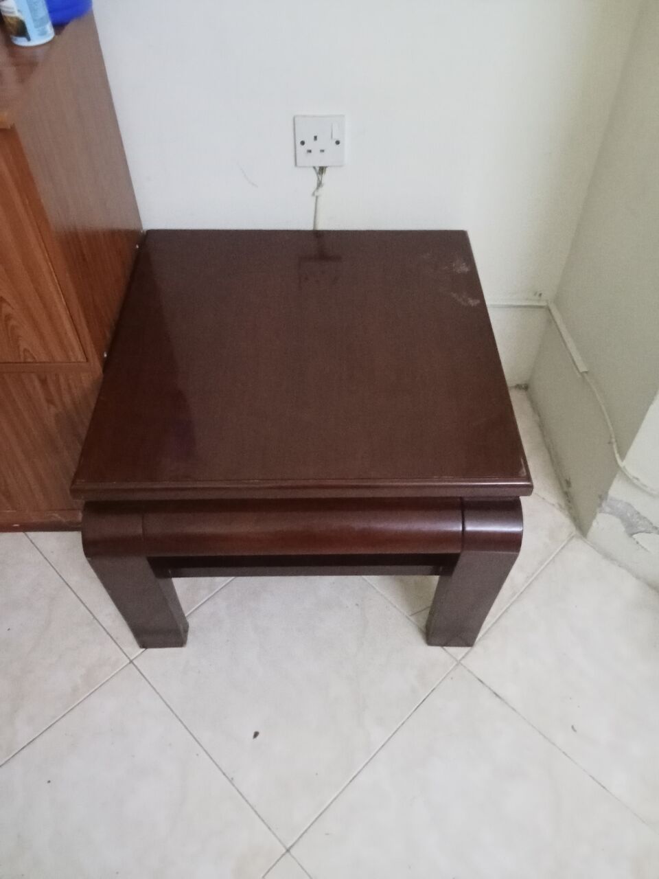 Manama, Household Items, BHD 2,  Table