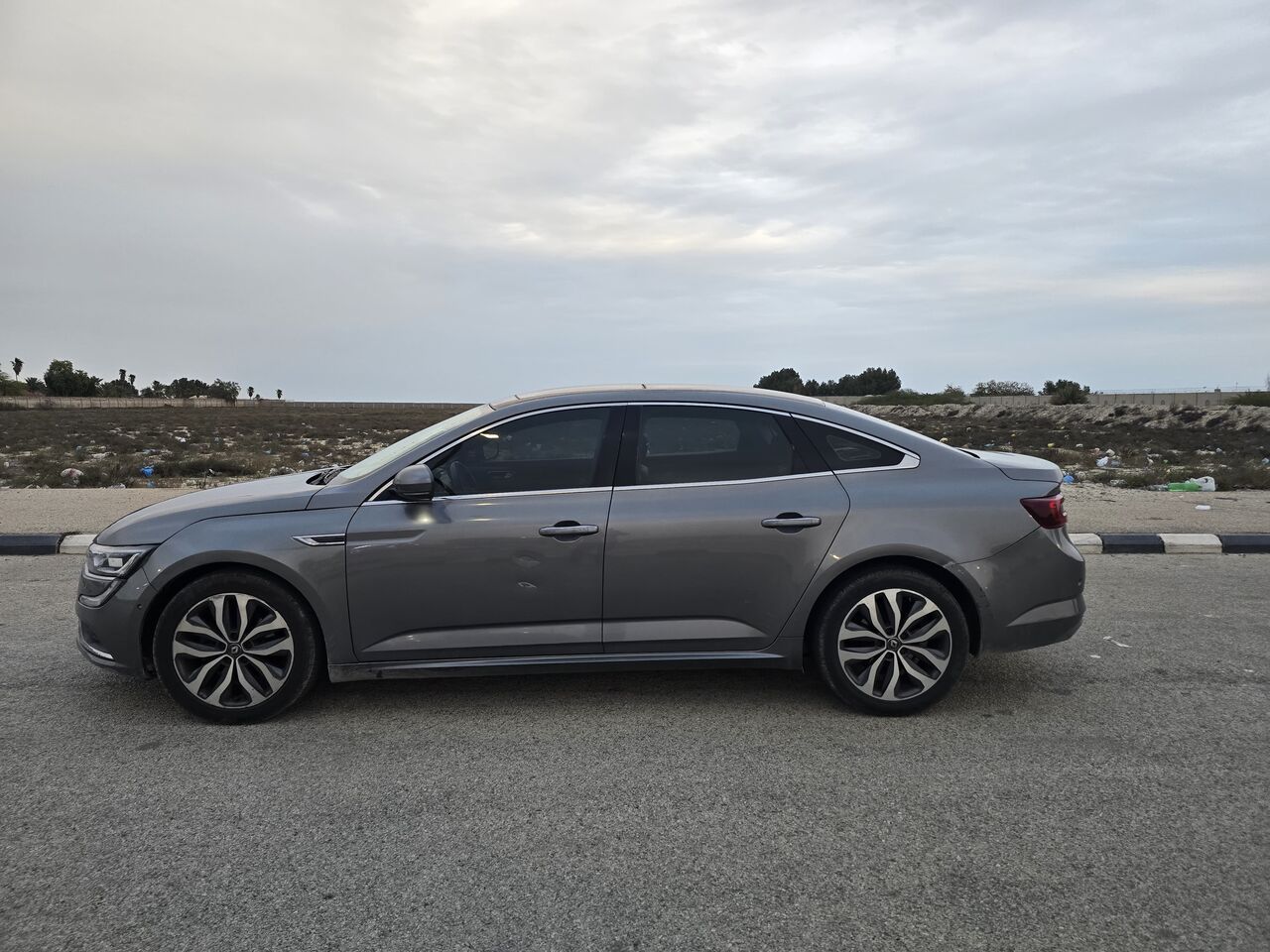 Jubail, Vehicles, Cars & Trucks , SAR 30000,  Renault Talisman,  2018,  Automatic,  157600 KM,    Model Full Option Excellent Condition Jubail