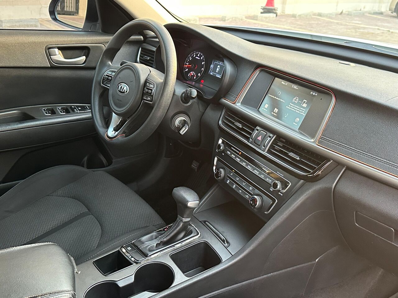 Riffa, Vehicles, Cars & Trucks , BHD 2300,  Kia Optima 2.0 ZERO ACCIDENT SECOND ONWER,  2018,  Automatic,  93000 KM,  Excellent Condition