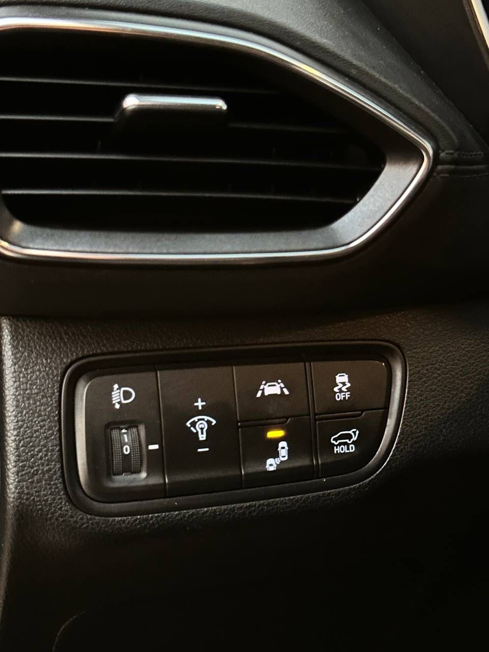 Riyadh, Vehicle Lease Transfer, SAR 65000,  Hyundai Santa Fe 2020 Full Option Except Panoramic Sunroof