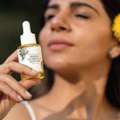 Best Hair Oil For Dry Frizzy Hair In India &ndash; Smooth Hair Care