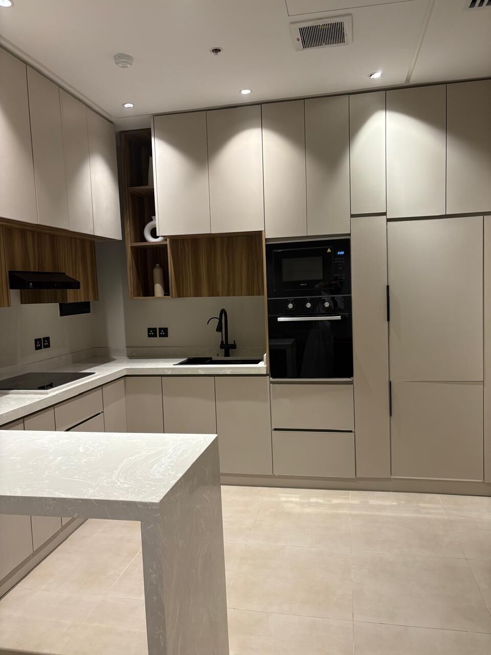 Al Sulaymaniyyah, Apartments, Flats, Houses & Villas, SAR 130000/year,  Furnished,  3 BR,  124 Sq. Meter,  Luxury Furnished 3BR Smart Apartment In Al Sulaymaniyah - Tahlia Street