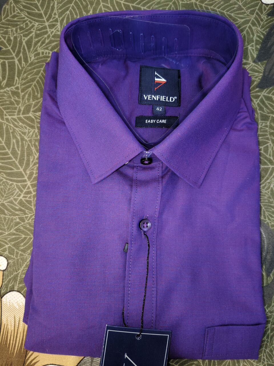 Khobar, Clothing & Accessories, SAR 55,  Brand New VENFIELD Men&rsquo;s Shirt &ndash; Size 42