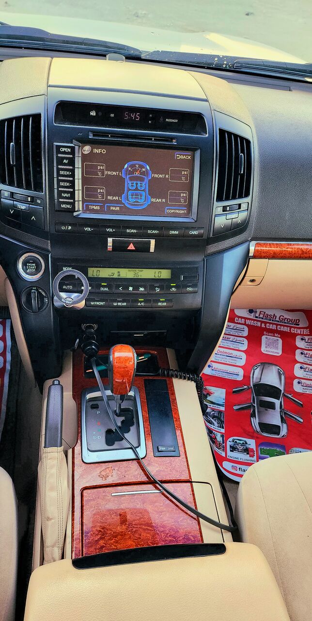 Umm Al Hassam, Vehicles, Cars & Trucks , BHD 10800,  Toyota Land Cruiser,  2013,  Automatic,  240 KM,  GXR V8 4.6L Full Option GCC Spec, Full Cover Insurance