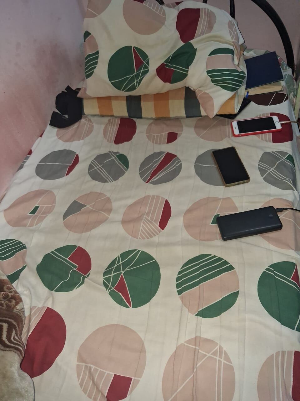 Riyadh, Household Items, Some Items Will Be Sold At A Low Price. Interested Candidates Please Contact.