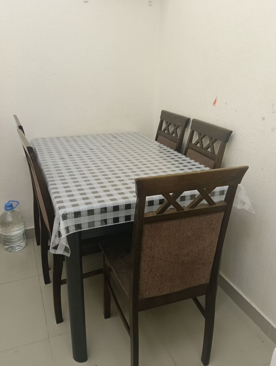 Khobar, Household Items, SAR 200,  DINING TABLE WITH 5 CHAIR