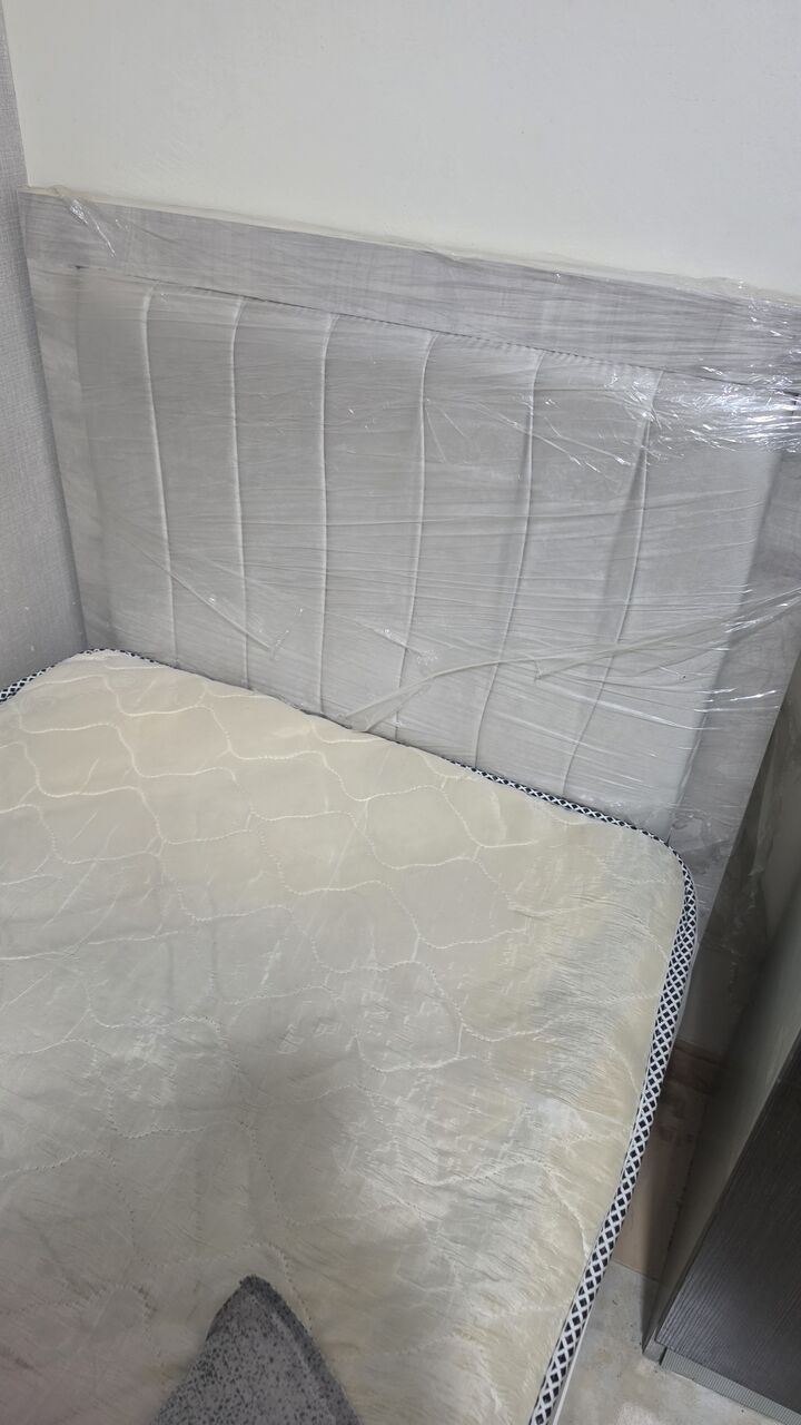 Riyadh, Furniture, SAR 50,  Small Bed And Mattress