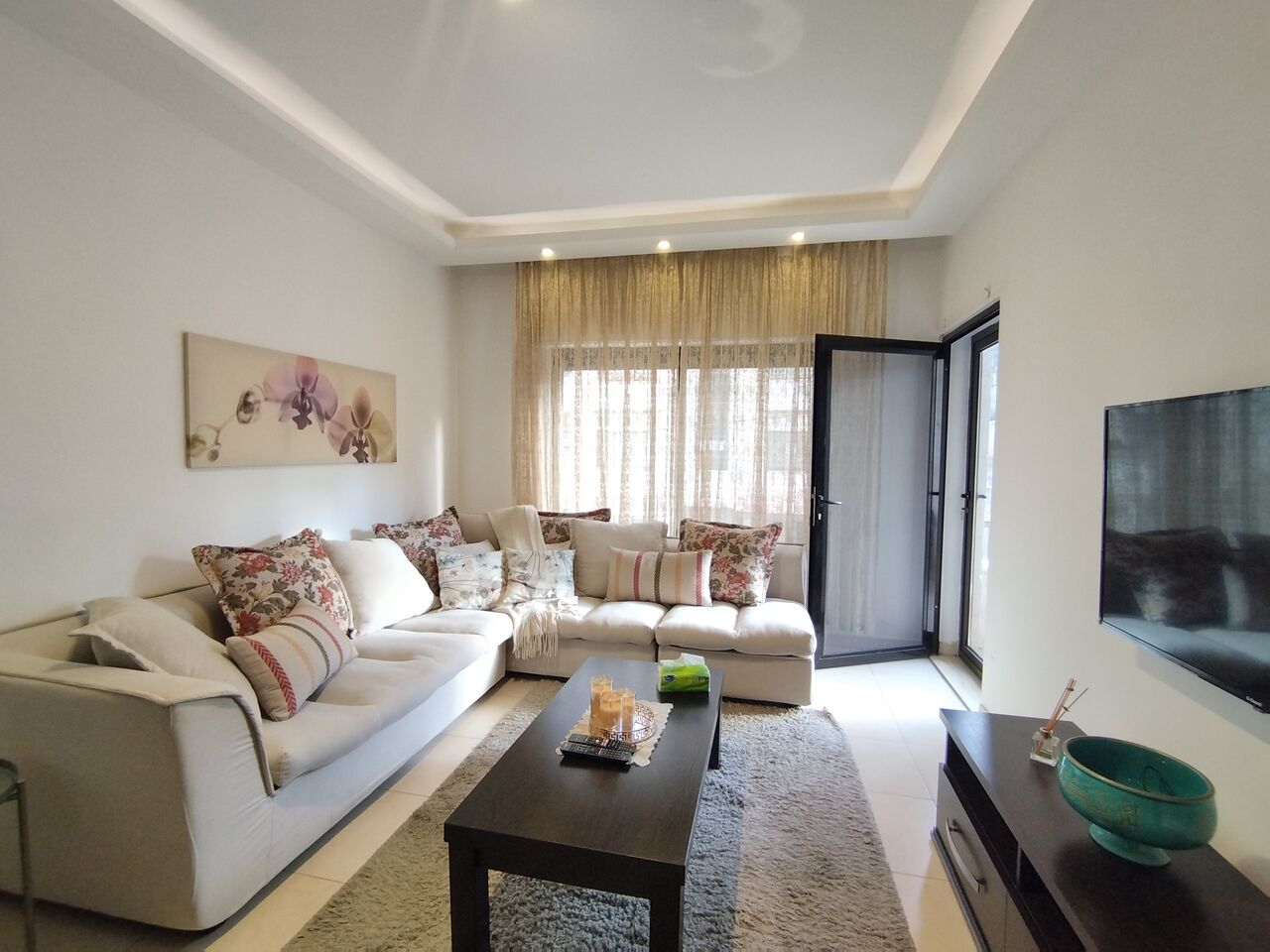 Amman, Apartments, Flats, Houses & Villas, JOD 6000/year,  2 BR,  Apartment For Rent In Dier Ghbar